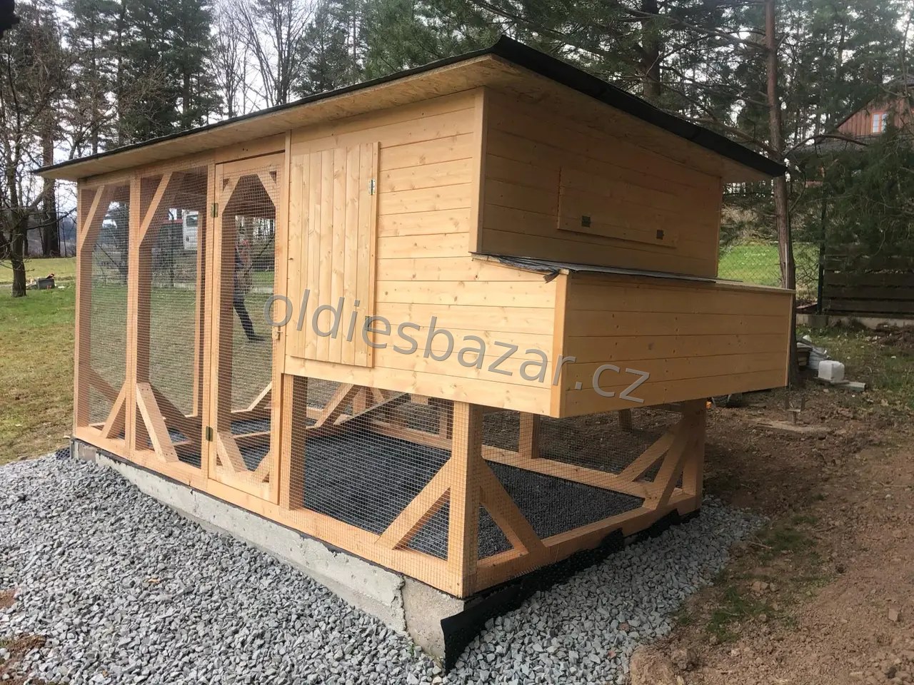 🐔 Velký zateplený dřevěný kurník s výběhem z masivu 290 × 190 cm